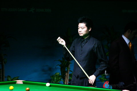 和坚定不移 和坚定不移