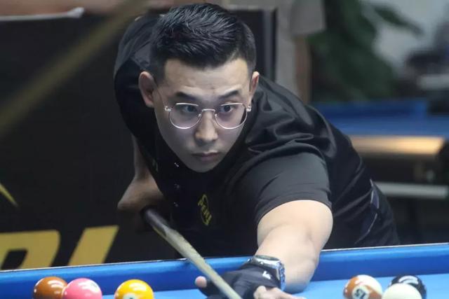 的带领下 的带领下