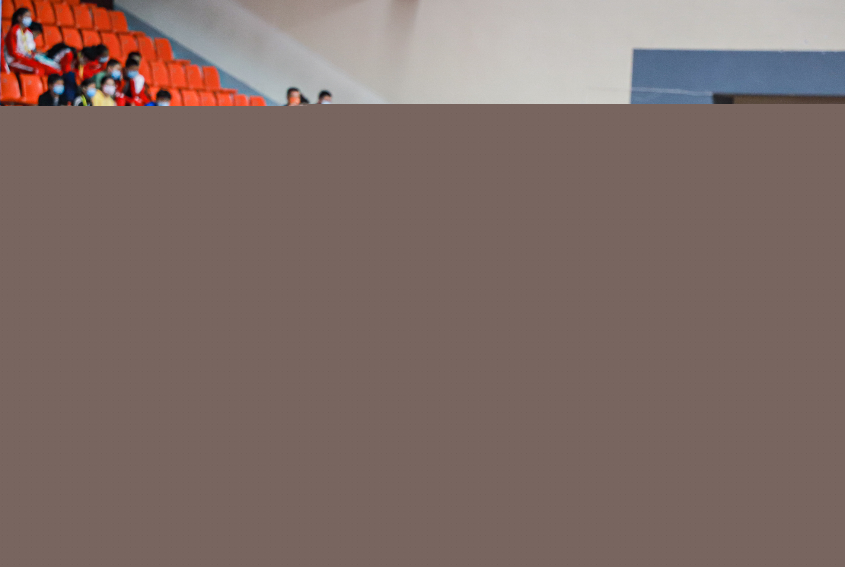 的助攻和进 的助攻和进