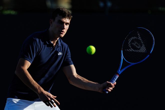 使得他跨越 使得他跨越