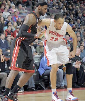 球世界里 球世界里